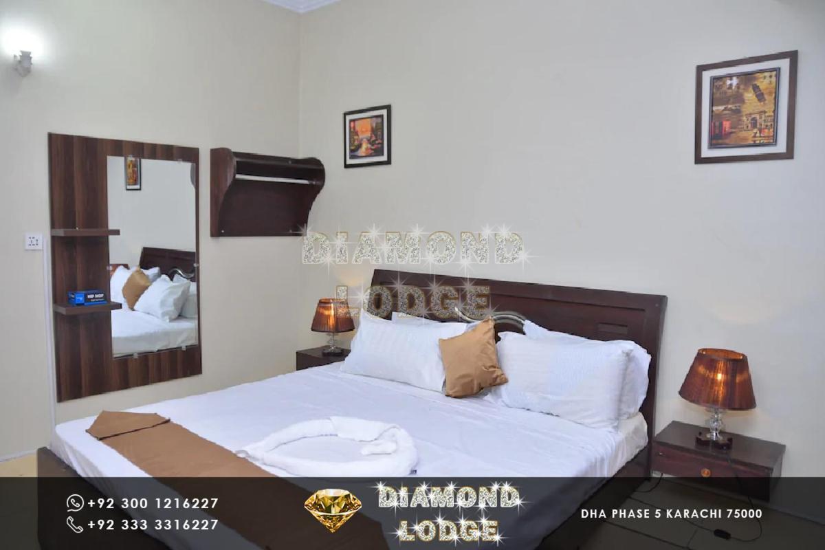 Diamond Lodge Karaczi Zewnętrze zdjęcie
