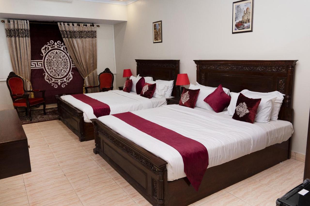 Diamond Lodge Karaczi Zewnętrze zdjęcie