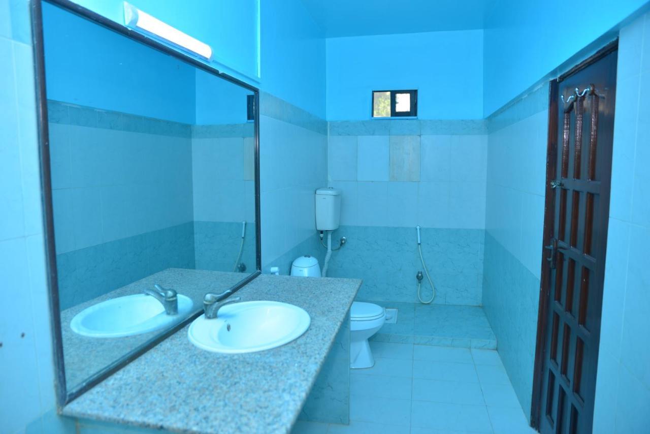 Diamond Lodge Karaczi Zewnętrze zdjęcie